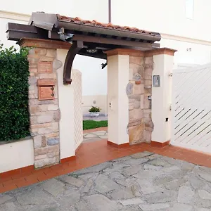 https://bee-home.hotelitalianriviera.com